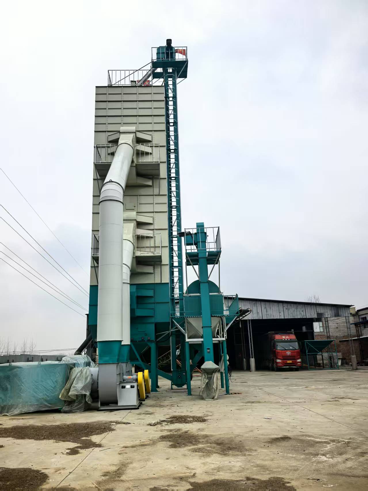 新型200吨粮食烘干塔