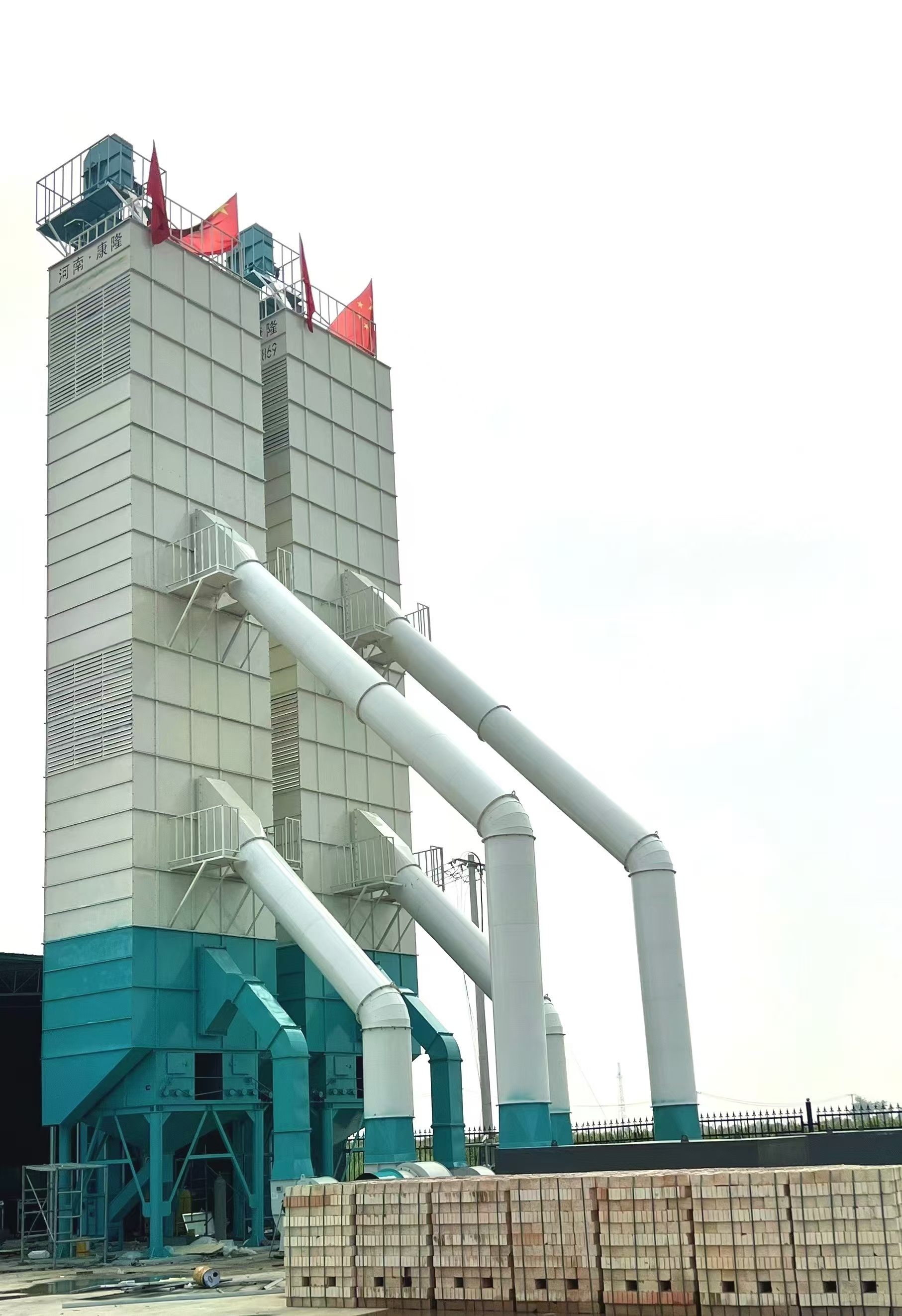 新型200吨粮食烘干塔